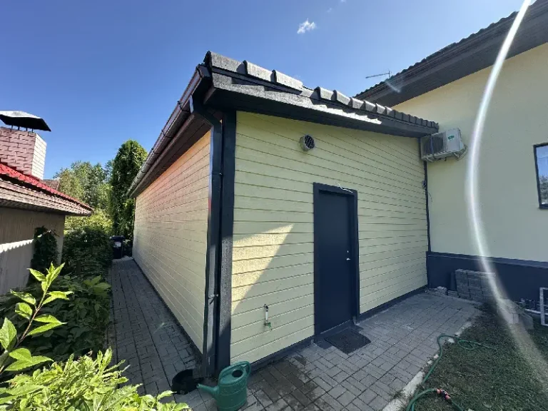 Valminud puitfassaad, lähivaade, Kodukandi Ehitus