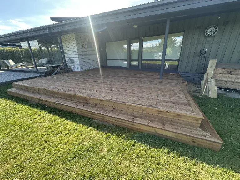 Valminud puitterrass, ülevaade, Kodukandi Ehitus